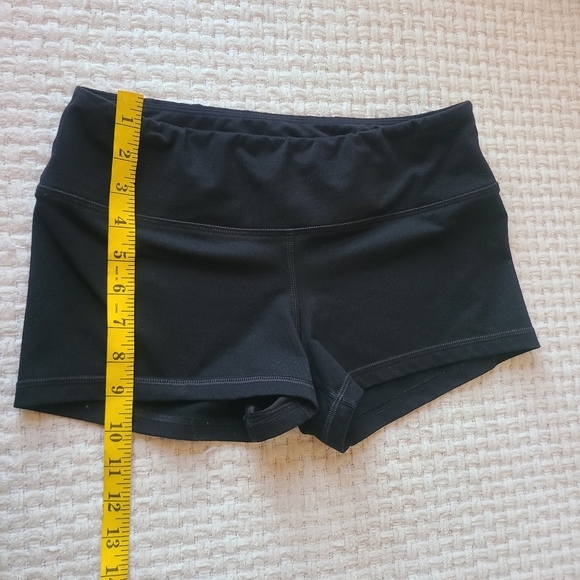 Fleo Women's Classic Black Athletic Shorts Women's Size M - Picture 5 of 8